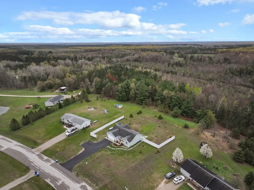 8576 King Arthurs Court Paradise Township MI 49649