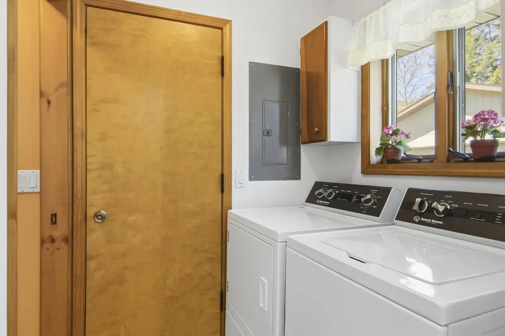 205 E Seventh Street Leelanau Township MI 49670