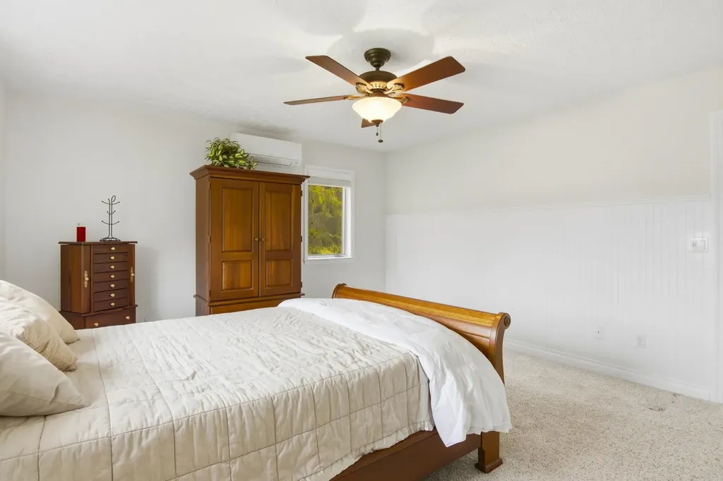 8129 Bel Cherrie Drive Peninsula Township MI 49686