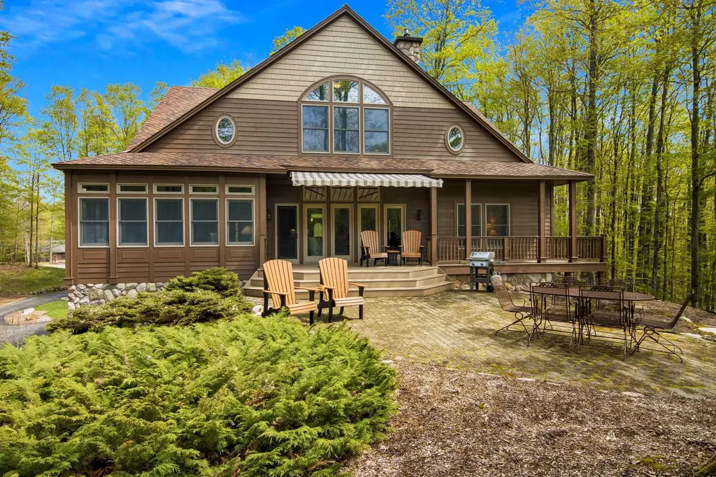 5582 Troon North Kearney Township MI 49615
