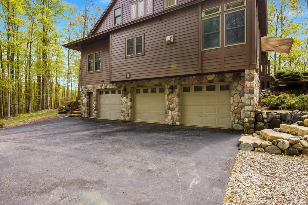 5582 Troon North Kearney Township MI 49615