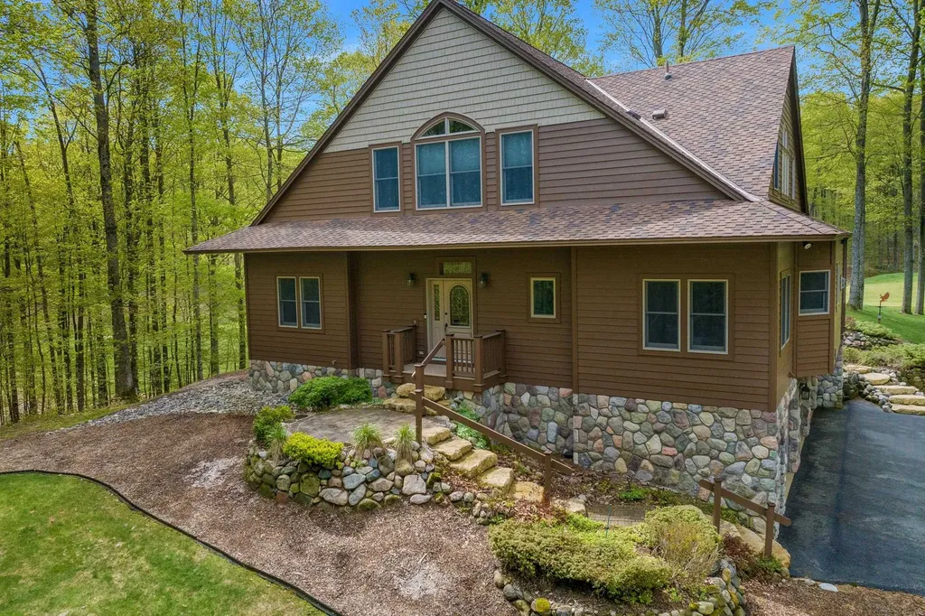 5582 Troon North Kearney Township MI 49615