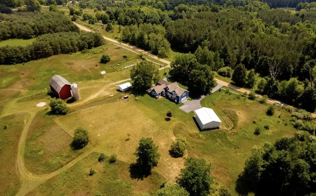 7322 Fryzelka Road Grant Township MI 49620