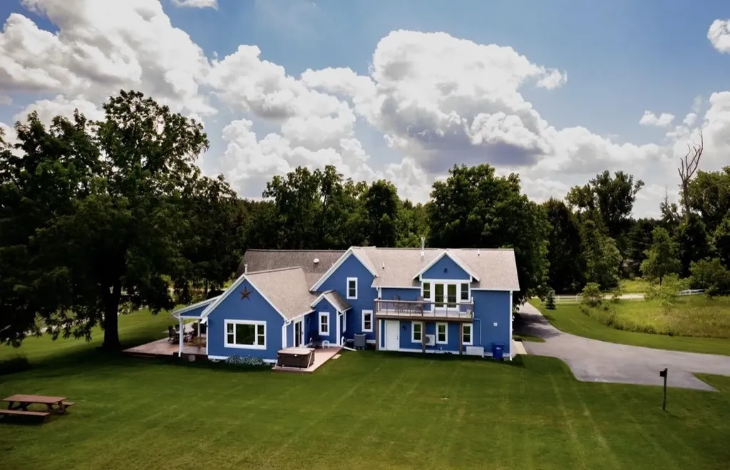 7322 Fryzelka Road Grant Township MI 49620