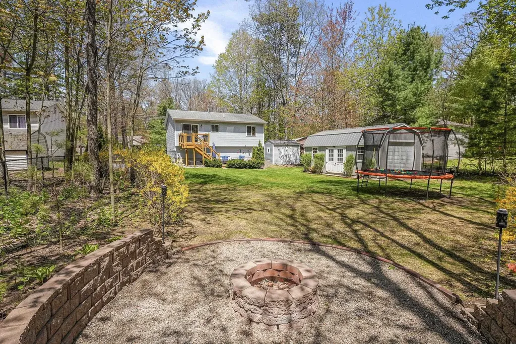 10587 Wildwood Road Green Lake Township MI 49643