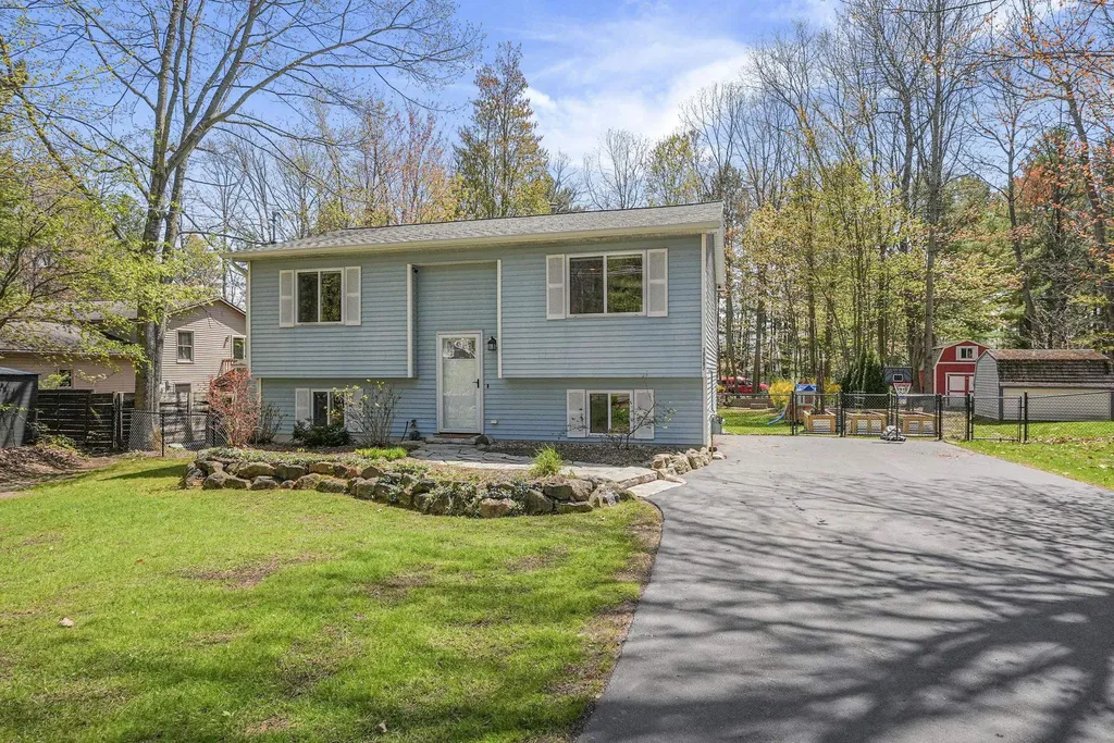 10587 Wildwood Road Green Lake Township MI 49643