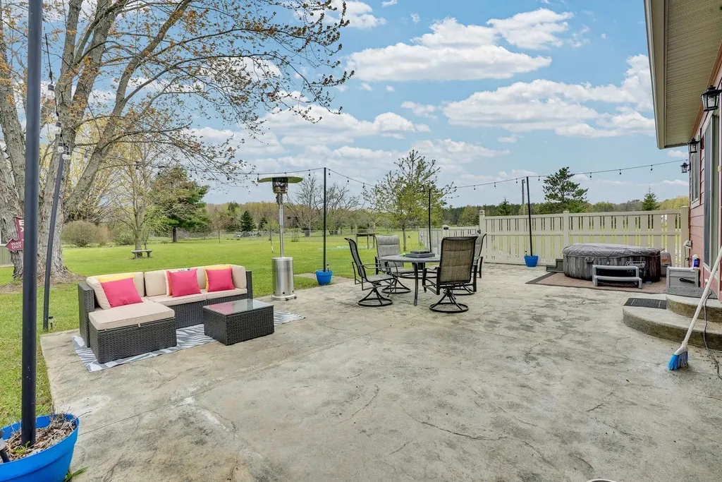 7051 N 7 Mile Road Norwich Township MI 49651