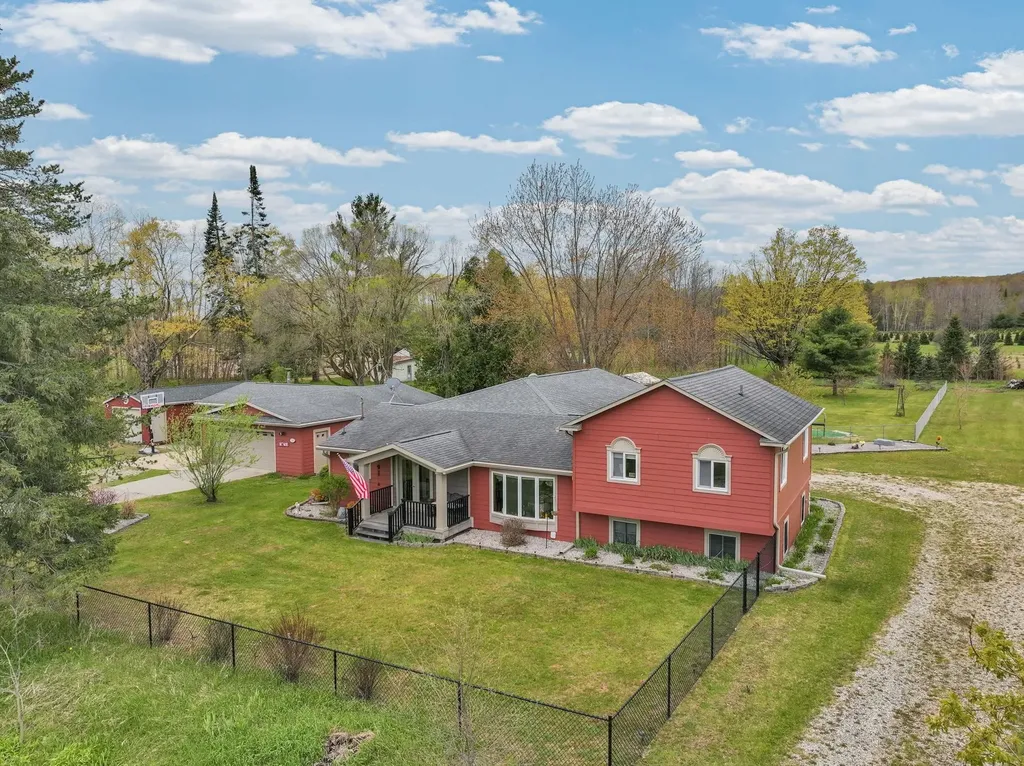 7051 N 7 Mile Road Norwich Township MI 49651