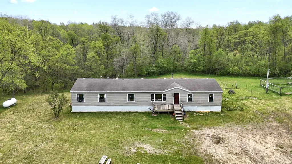 9740 230th Avenue Lincoln Township MI 49677