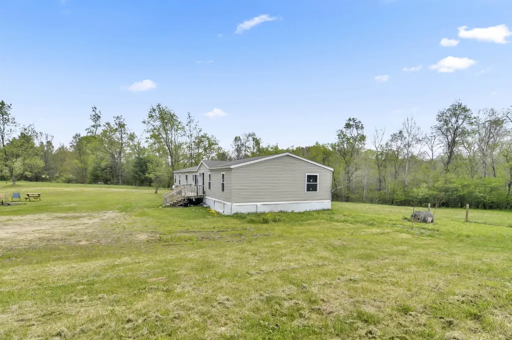 9740 230th Avenue Lincoln Township MI 49677