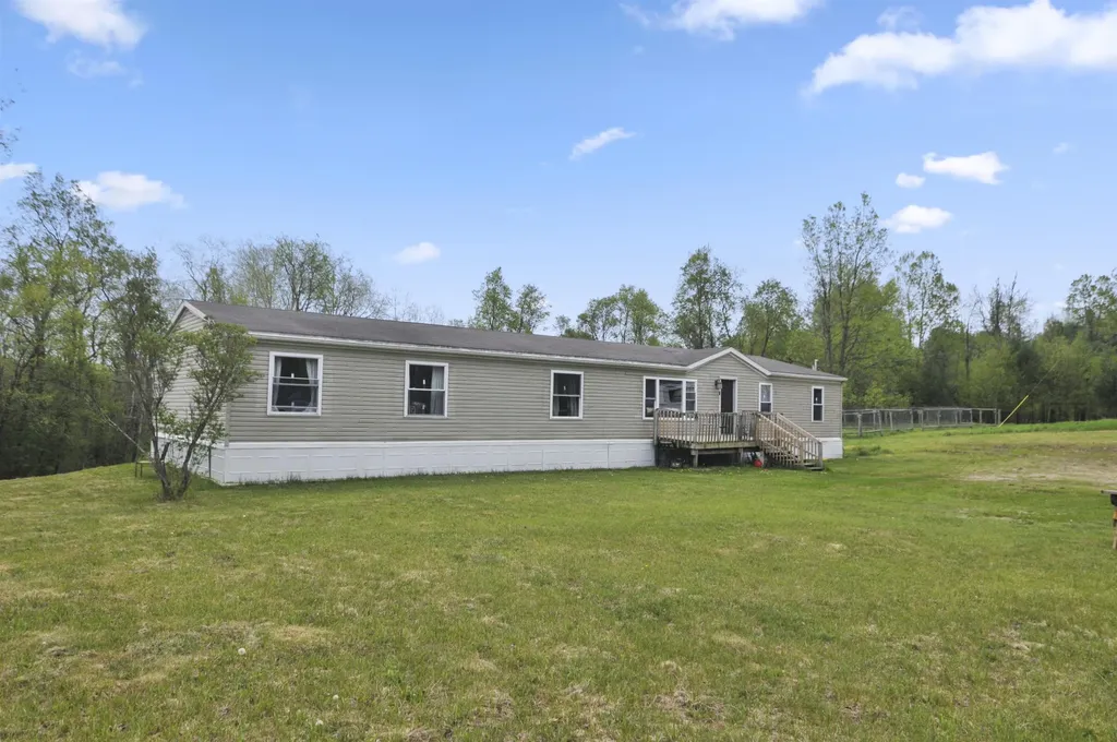 9740 230th Avenue Lincoln Township MI 49677
