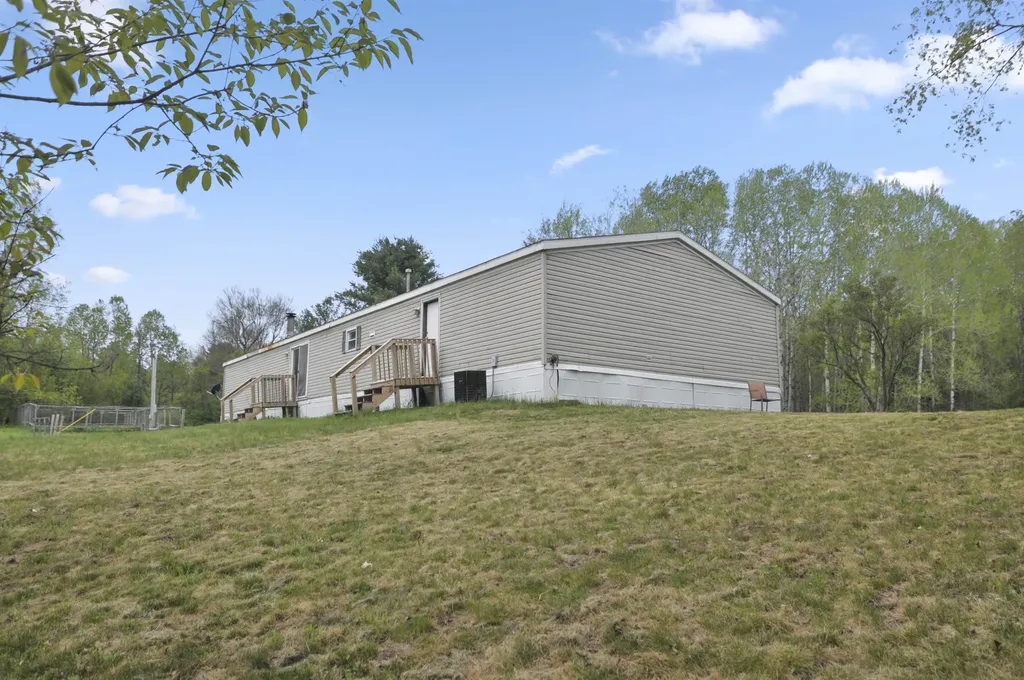 9740 230th Avenue Lincoln Township MI 49677