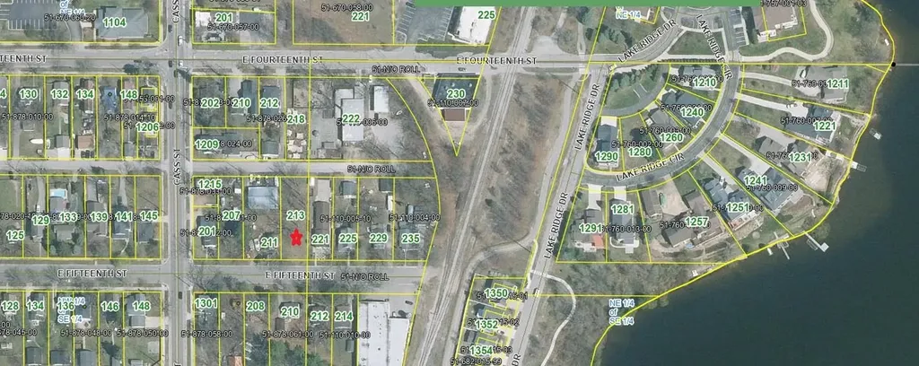 213 E Fifteenth Street Traverse City City MI 49684