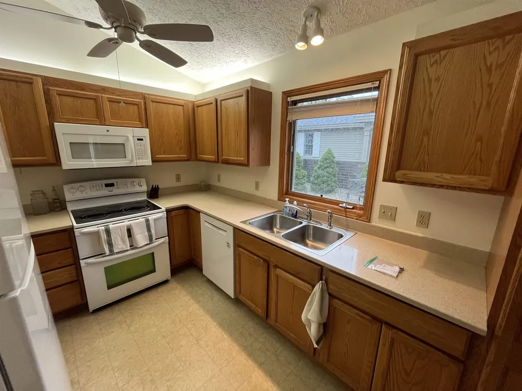 1167 Hemingway Garfield Charter Township MI 49686