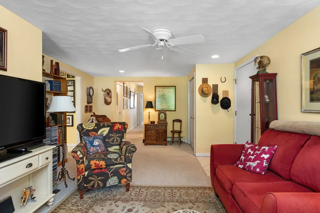 702 Ahgosa Trail East Bay Township MI 49686