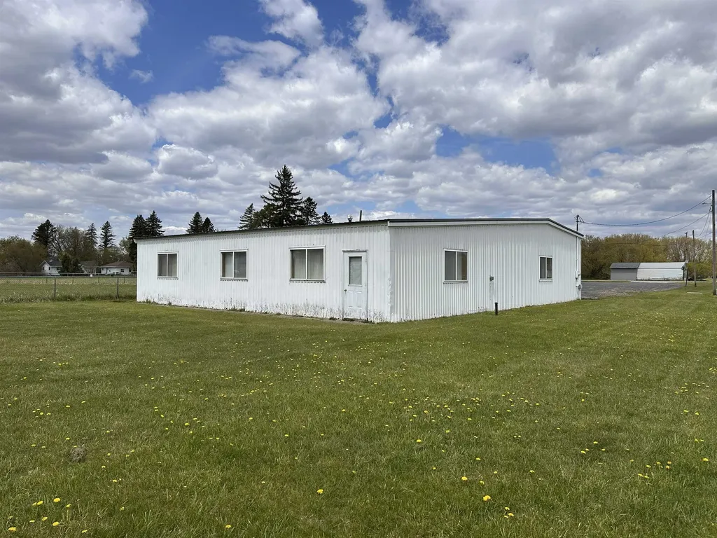 202 E Sherman Street Burleigh Township MI 48770