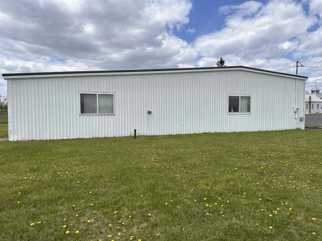 202 E Sherman Street Burleigh Township MI 48770