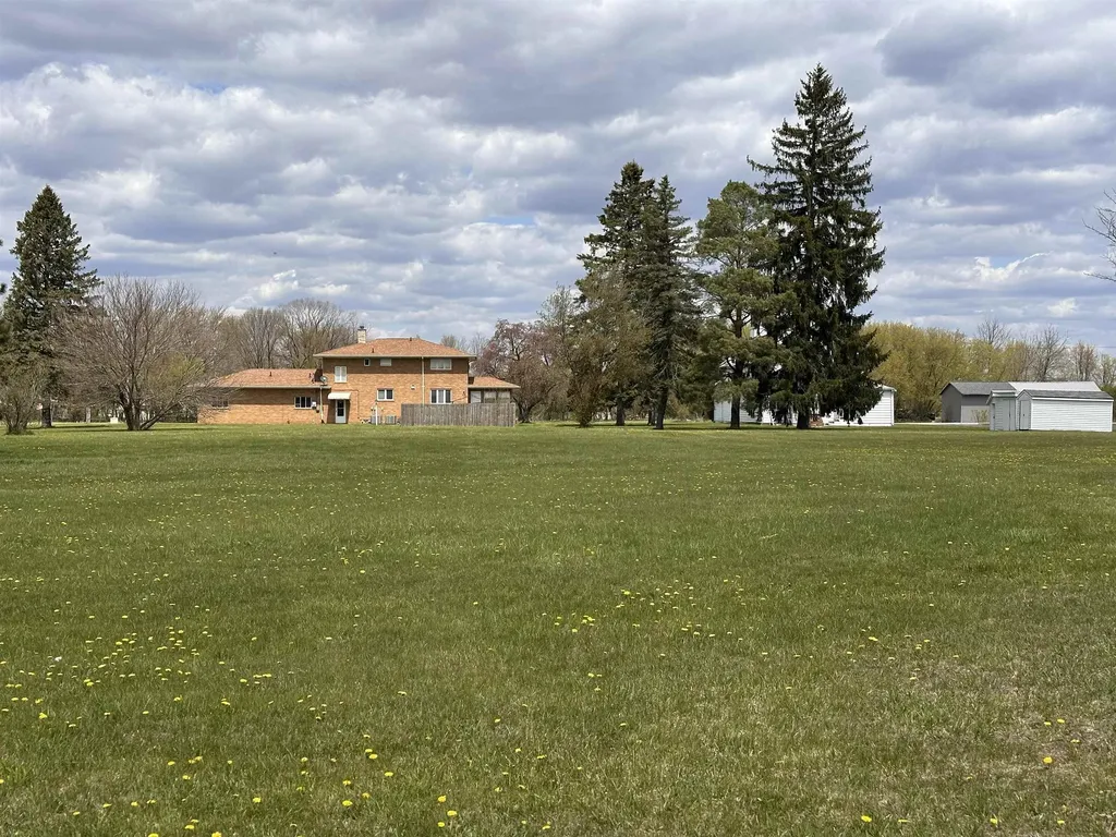 202 E Sherman Street Burleigh Township MI 48770