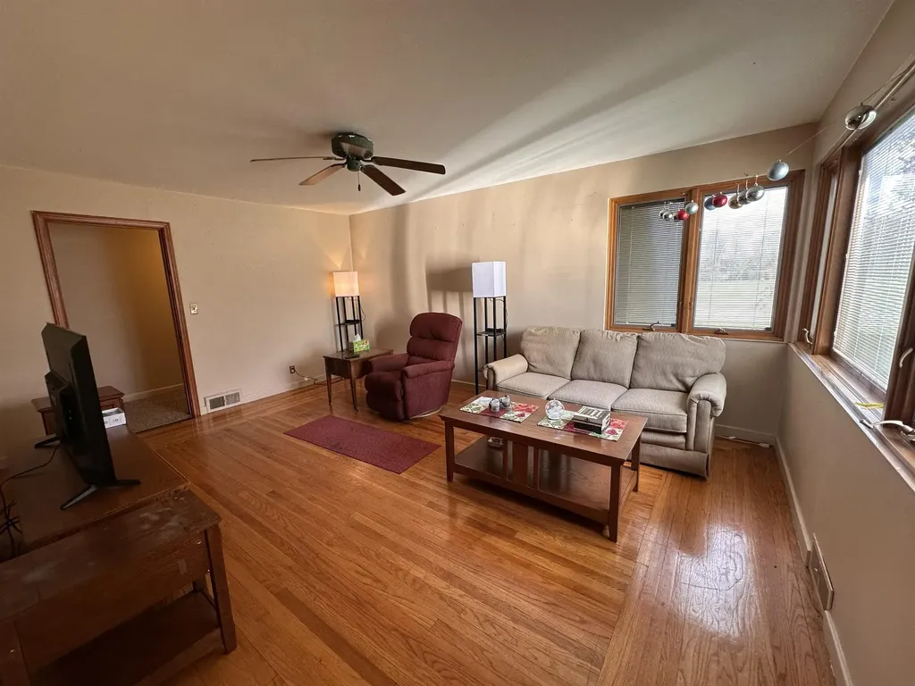 202 E Sherman Street Burleigh Township MI 48770