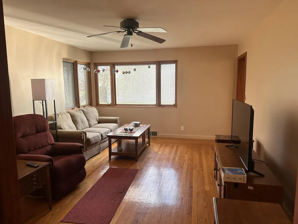 202 E Sherman Street Burleigh Township MI 48770