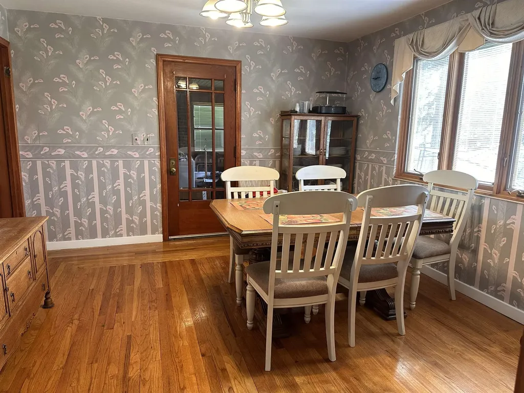 202 E Sherman Street Burleigh Township MI 48770