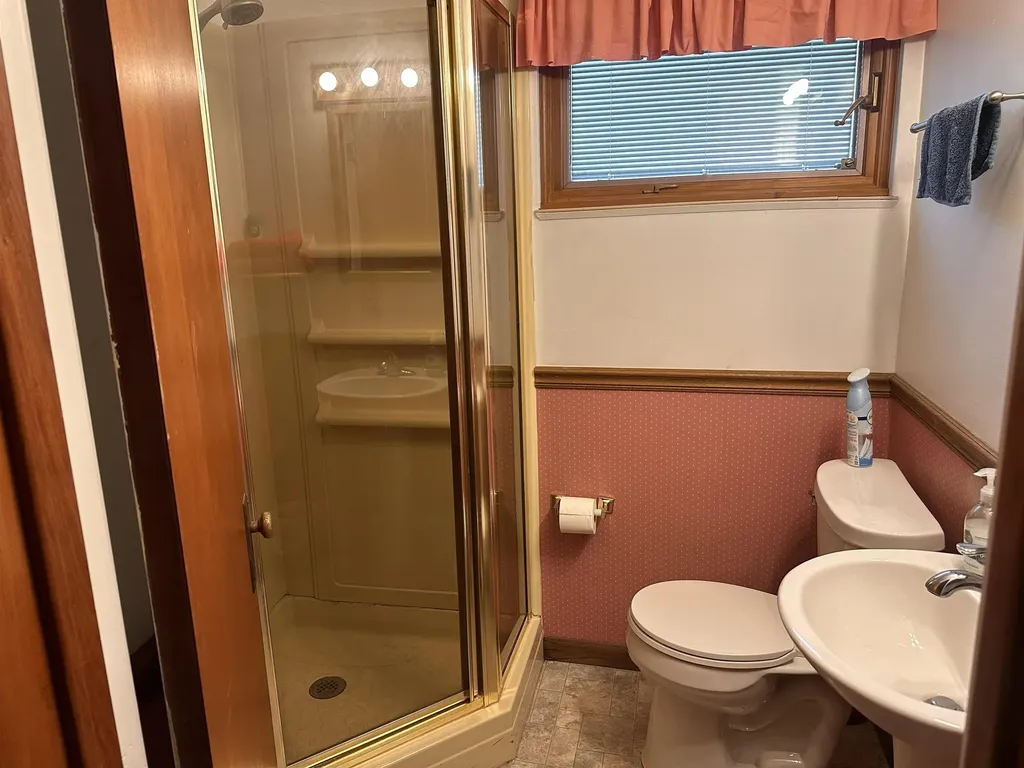 202 E Sherman Street Burleigh Township MI 48770