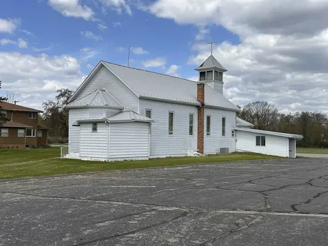 202 E Sherman Street Burleigh Township MI 48770