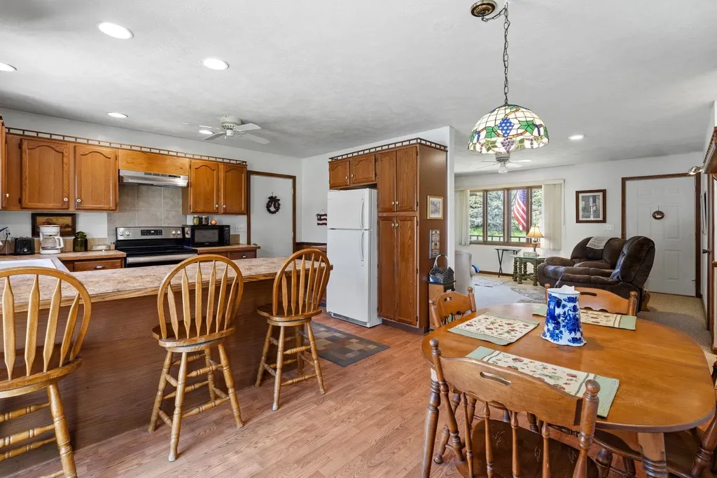 5910 S Cummings Bingham Township MI 49682
