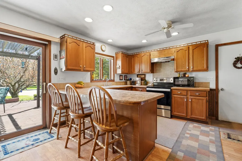 5910 S Cummings Bingham Township MI 49682