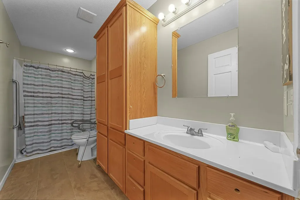3821 S 39 Road Haring Charter Township MI 49601