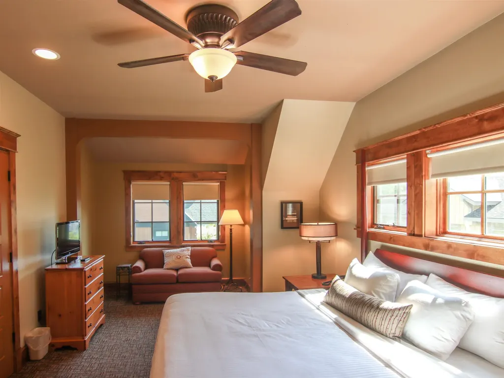 12354-UNIT 328n Crystal Mountain Drive Weldon Township MI 49683