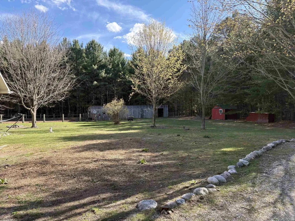 4911 Red Pine Trail Empire Township MI 49630