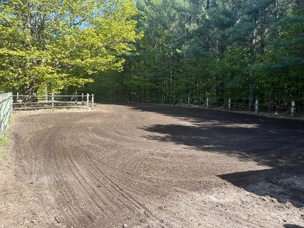 4911 Red Pine Trail Empire Township MI 49630