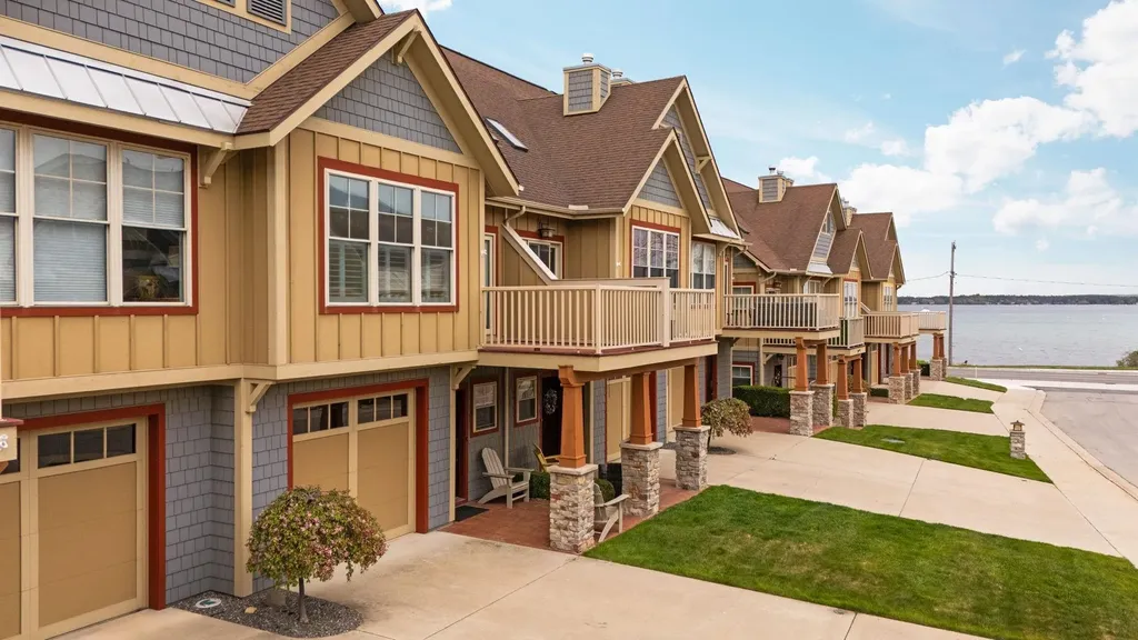 13800 S West Bay Shore Drive Traverse City City MI 49684