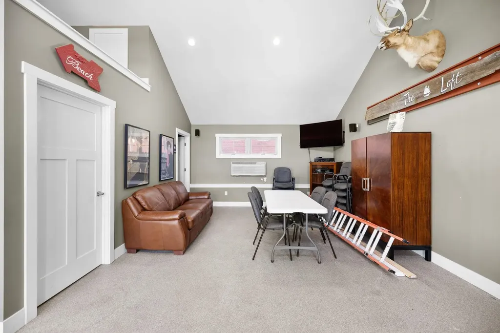 13800 S West Bay Shore Drive Traverse City City MI 49684