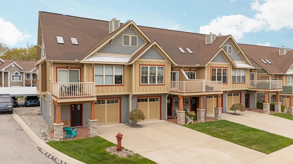 13800 S West Bay Shore Drive Traverse City City MI 49684