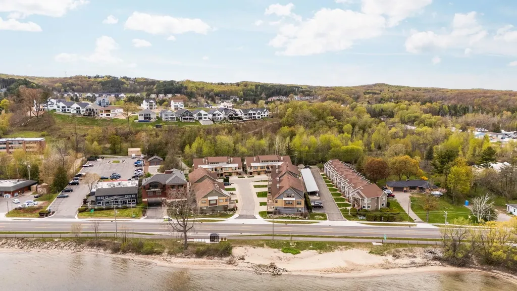 13800 S West Bay Shore Drive Traverse City City MI 49684