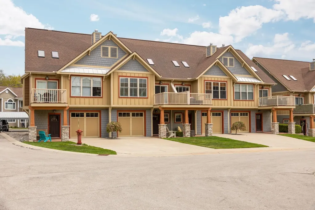13800 S West Bay Shore Drive Traverse City City MI 49684