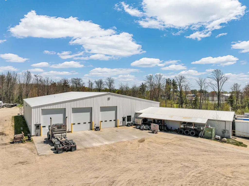 6851 W Gerwoude Drive Richland Township MI 49657