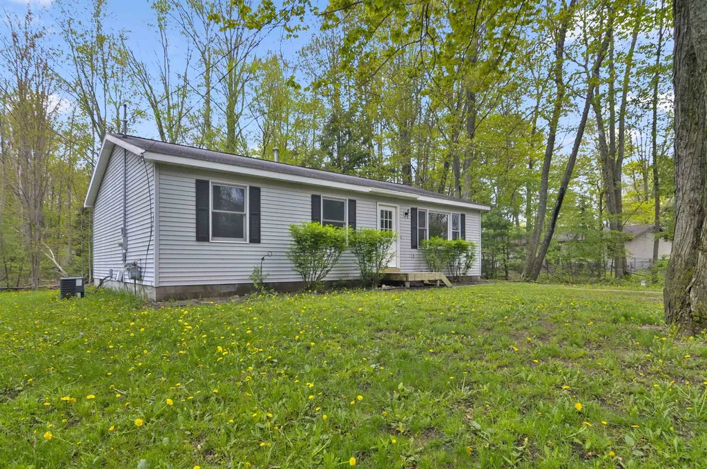 142 Fern Avenue Selma Township MI 49601