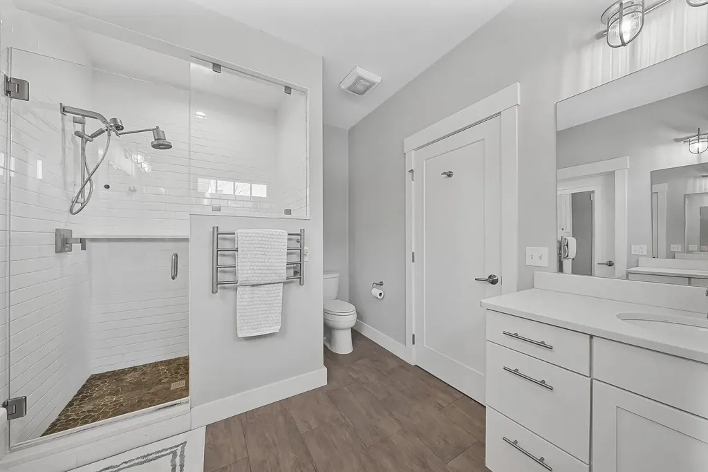 547 Hidden Ridge Drive Peninsula Township MI 49686