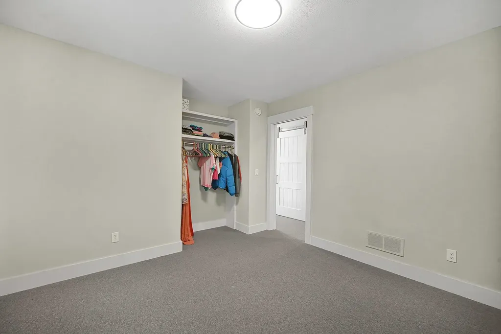 547 Hidden Ridge Drive Peninsula Township MI 49686