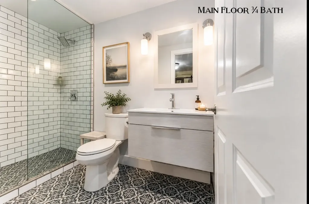 810 Cottageview Drive Traverse City City MI 49684