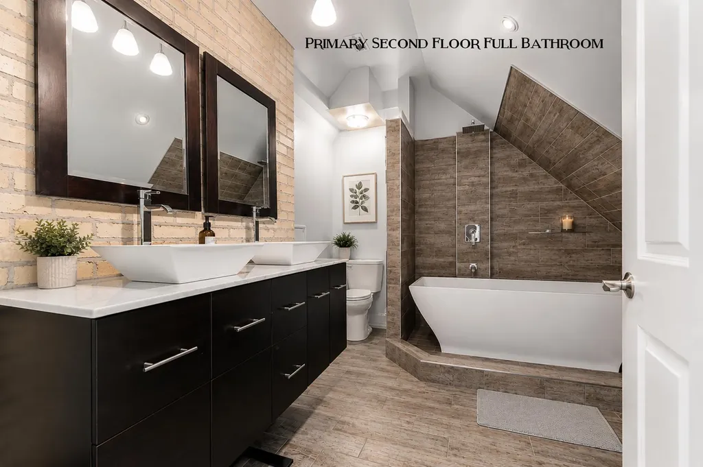 810 Cottageview Drive Traverse City City MI 49684