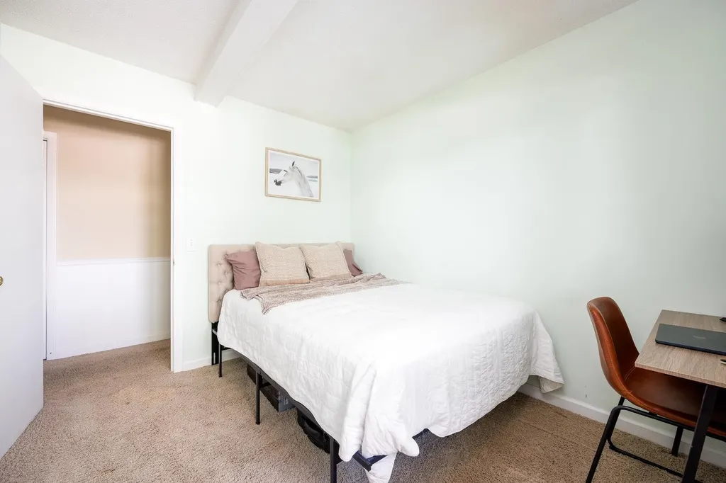 6066 S West Bay Shore Drive Bingham Township MI 49684
