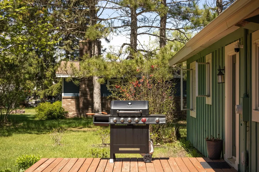 6066 S West Bay Shore Drive Bingham Township MI 49684