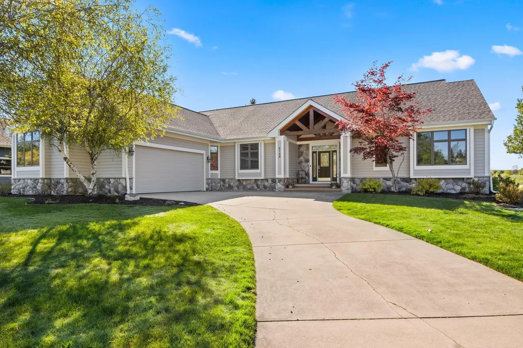 5148 Arrowhead Circle Acme Township MI 49690