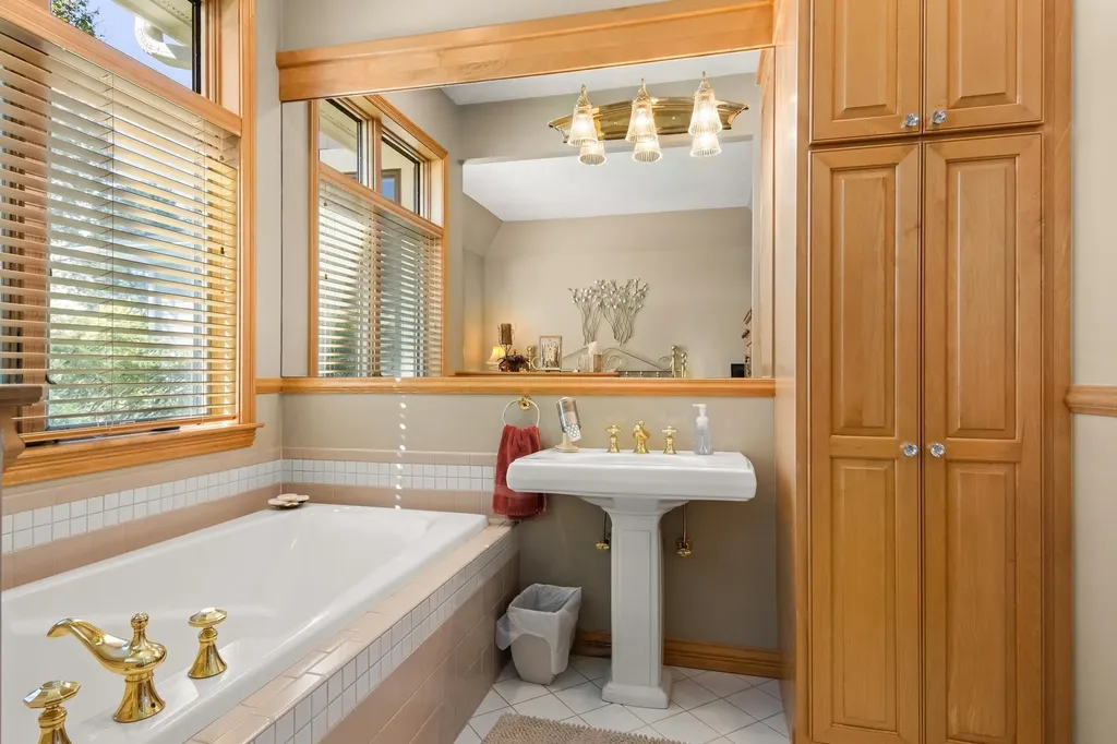 5148 Arrowhead Circle Acme Township MI 49690