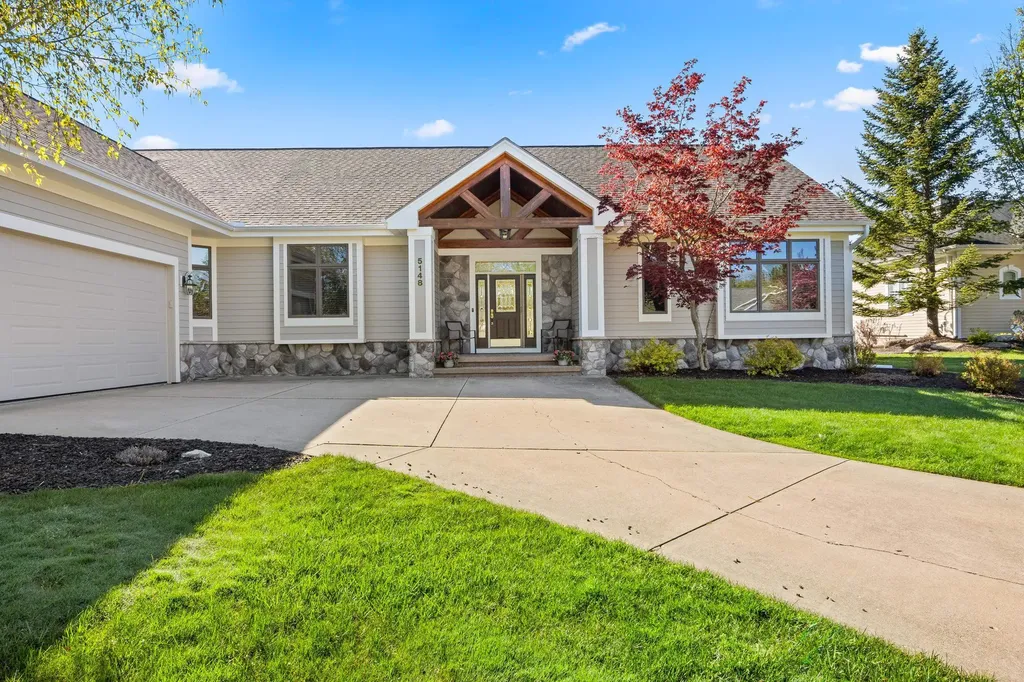 5148 Arrowhead Circle Acme Township MI 49690