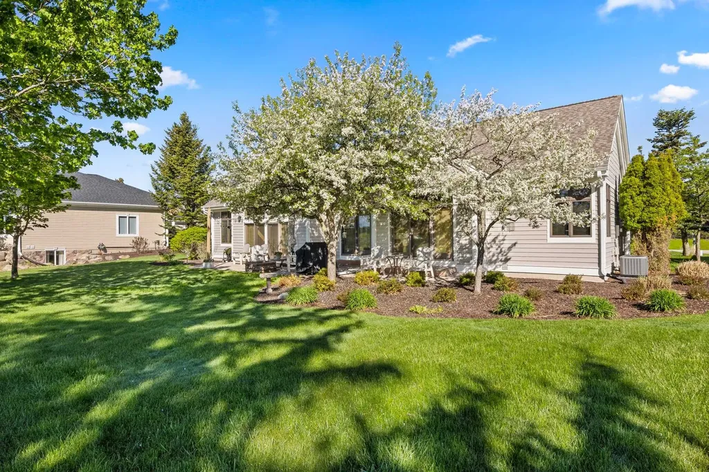 5148 Arrowhead Circle Acme Township MI 49690